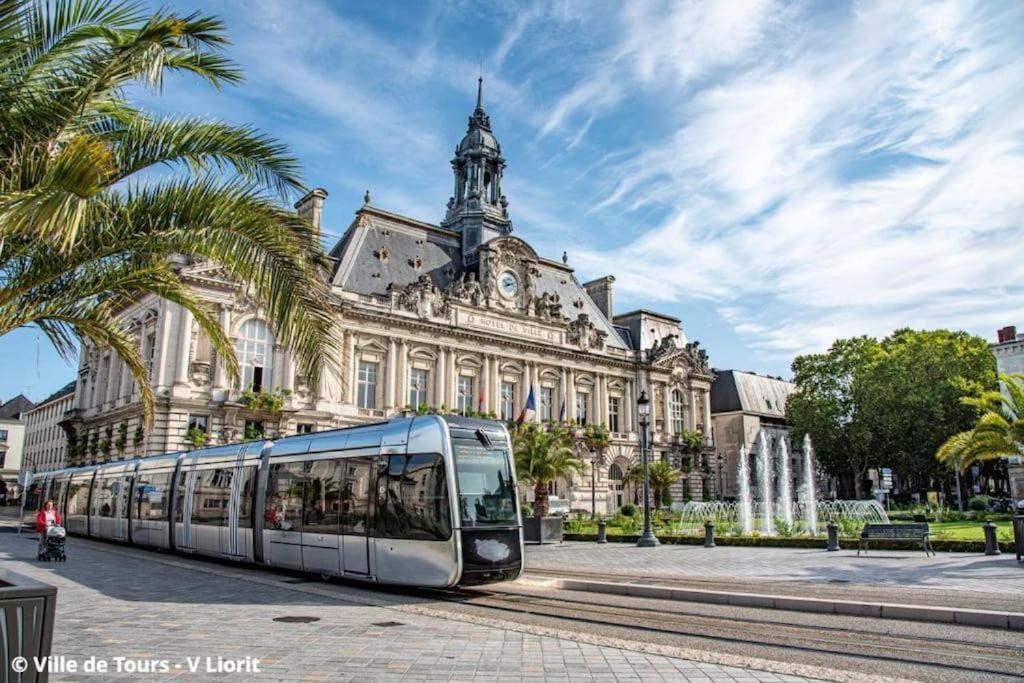 L'Intemporel - A 300M De La Gare De Tours Exterior photo